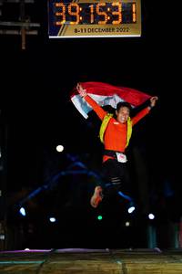 BIB: 391531, 2022, 7001
                            <button type="button" onclick="openModal(18976159)" class="btn btn-primary btn-sm float-right btn-popup" data-toggle="modal" data-target=".modal-high-quality">
                        <i class="fas fa-shopping-cart"></i> Add to Cart
                    </button>
                                            <button type="button" onclick="isThisMe(18976159, true)" class="btn btn-success btn-sm float-right btn-popup btn-isme hidden" data-toggle="tooltip" data-placement="bottom" title="นี่คือรูปของคุณใช่ไหม คลิกที่นี่เพื่อเอาเข้าอัลบั้ม">
                        <i class="fas fa-plus"></i> Add to album
                    </button>
                    <button type="button" onclick="isThisMe(18976159, false)" class="btn btn-warning btn-sm float-right btn-popup btn-isnotme hidden">
                        <i class="fas fa-ban"></i> Remove from album
                    </button>